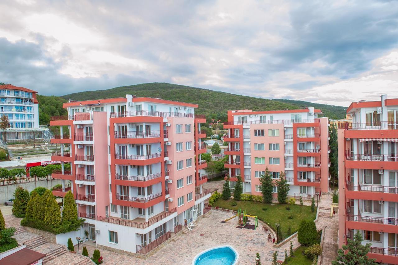 Privilege Beach Apartments スヴェティ・ヴラス エクステリア 写真