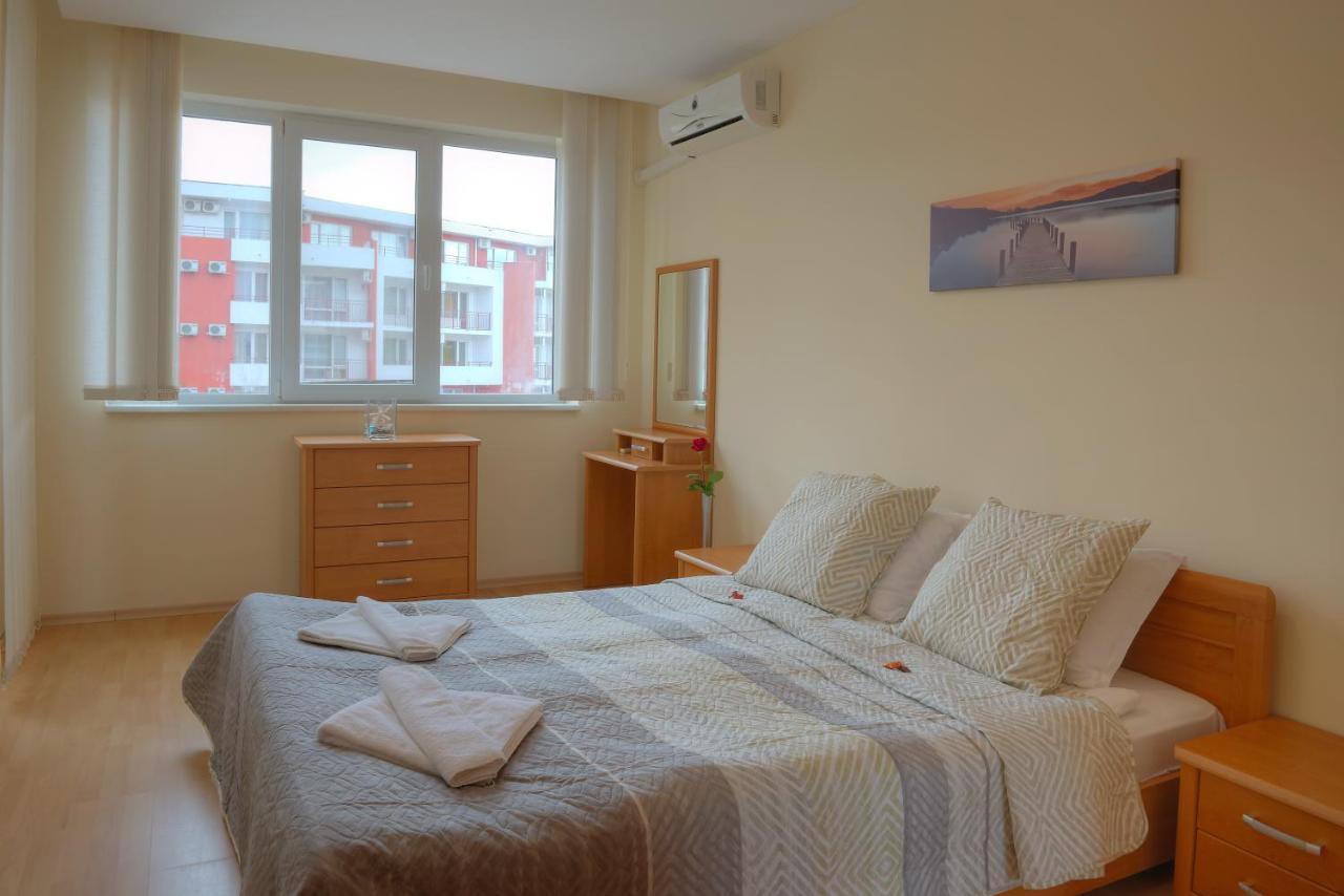 Privilege Beach Apartments スヴェティ・ヴラス エクステリア 写真