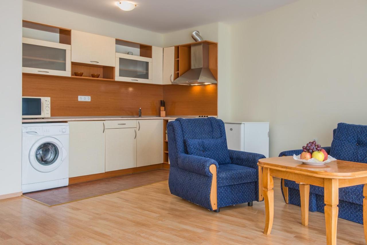 Privilege Beach Apartments スヴェティ・ヴラス エクステリア 写真
